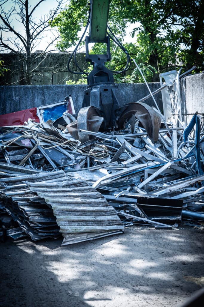 Metallschrott, Schrotthandel, Recycling industrielles Recyclingmaterial Eisenschrott Mischschrott